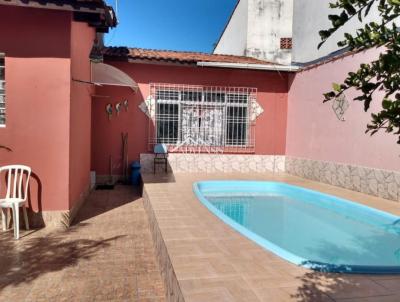 Casa / Sobrado para Venda, em Itanham, bairro Palmeiras, 2 dormitrios, 3 banheiros, 5 vagas